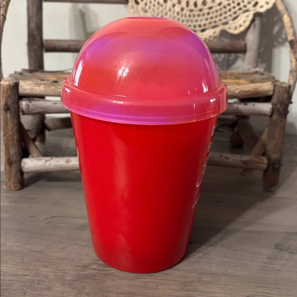 NWT DW HOME CHERRY FRESCA FREEZE COOLER LARGE CANDLE